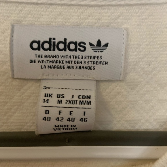 Adidas sweater - Picture 3 of 4